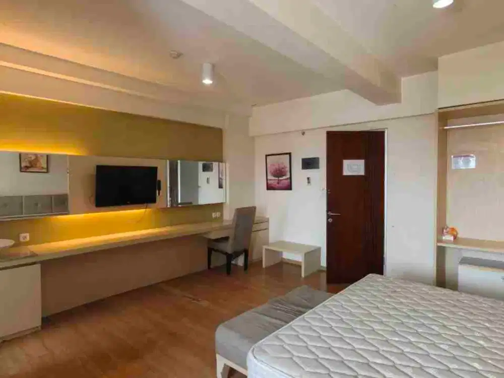 Luas 36 m² (2 BR jadi 1 BR) Harga STUDIO TERMURAH‼️
Gunawangsa manyar