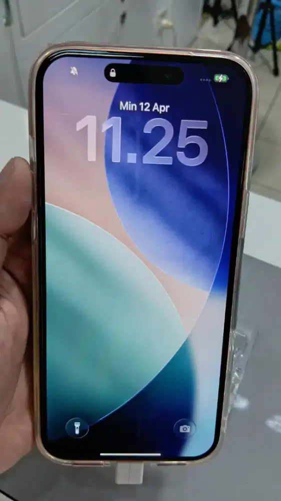 Handphone Apple 17 pro max  ada promo cicilan 0%