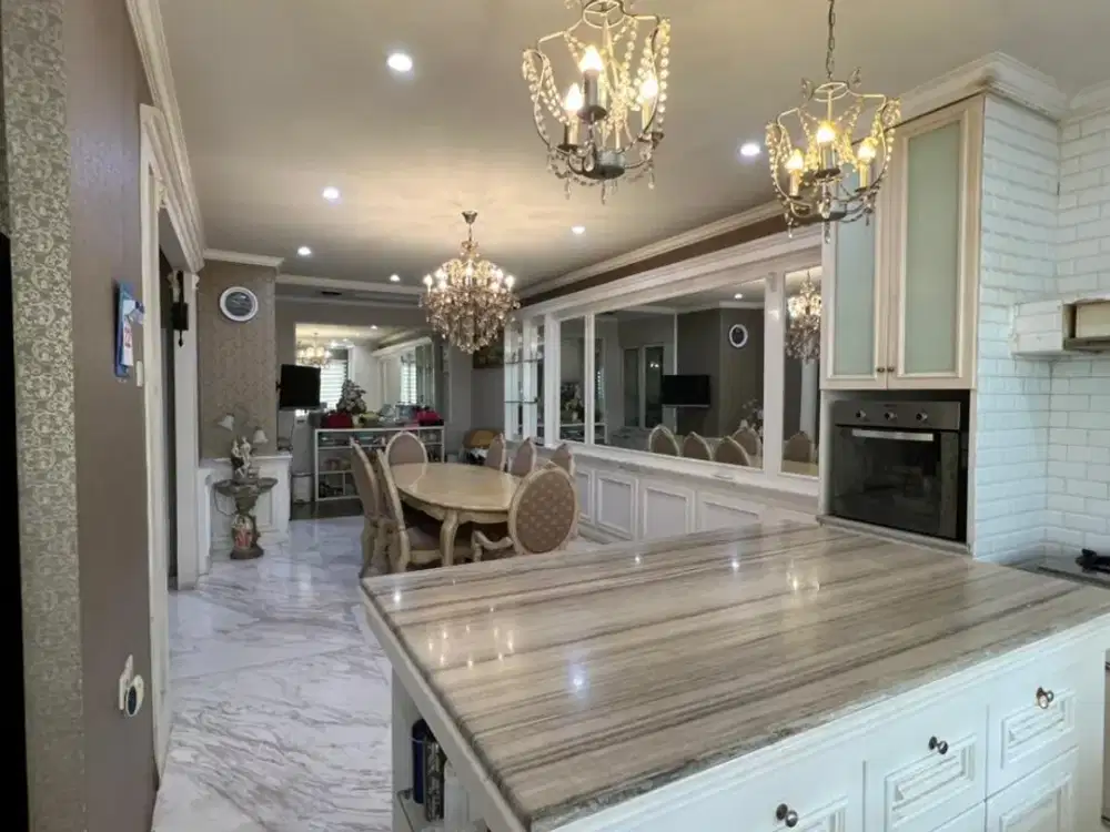 DIJUAL RUMAH MEWAH MAYANG PERMAI - PIK