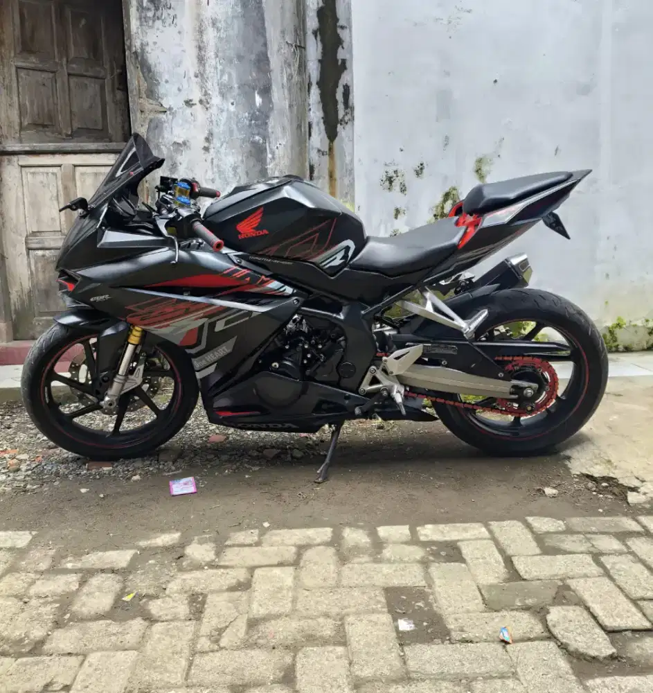 Honda cbr 250 abs thn 2017