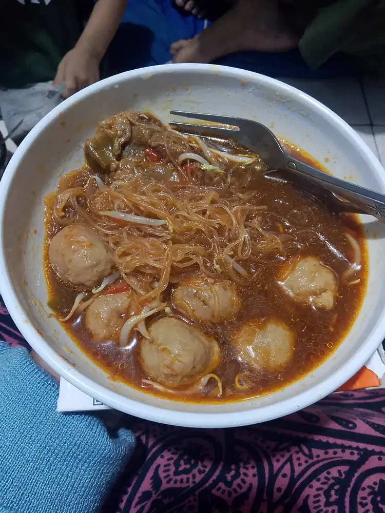 Mencari pekerjaan di utamakan ART memasak dan bersih² rumah (menginap)