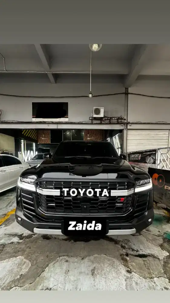 LAND CRUISER300 GR SPORT 2025