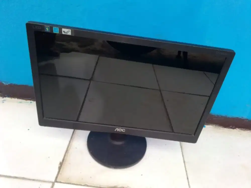 Monitor LED AOC 15 Inch (E1660Sw)