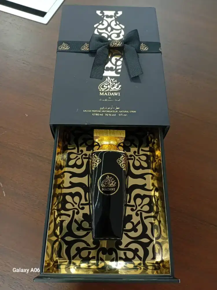 preloved parfum arabian oud madawi 90ml