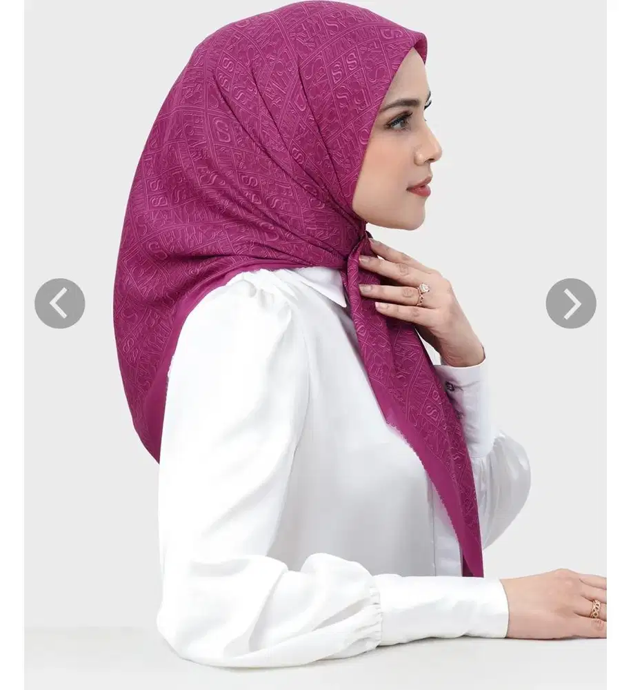 Buttonscarves Typograph Square-Very Berry