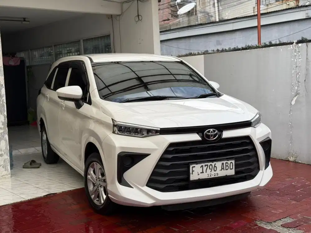 (Cash) Avanza 1.3 E MT 2024 Putih Metalik Pajak 12/26 Km14rb Record