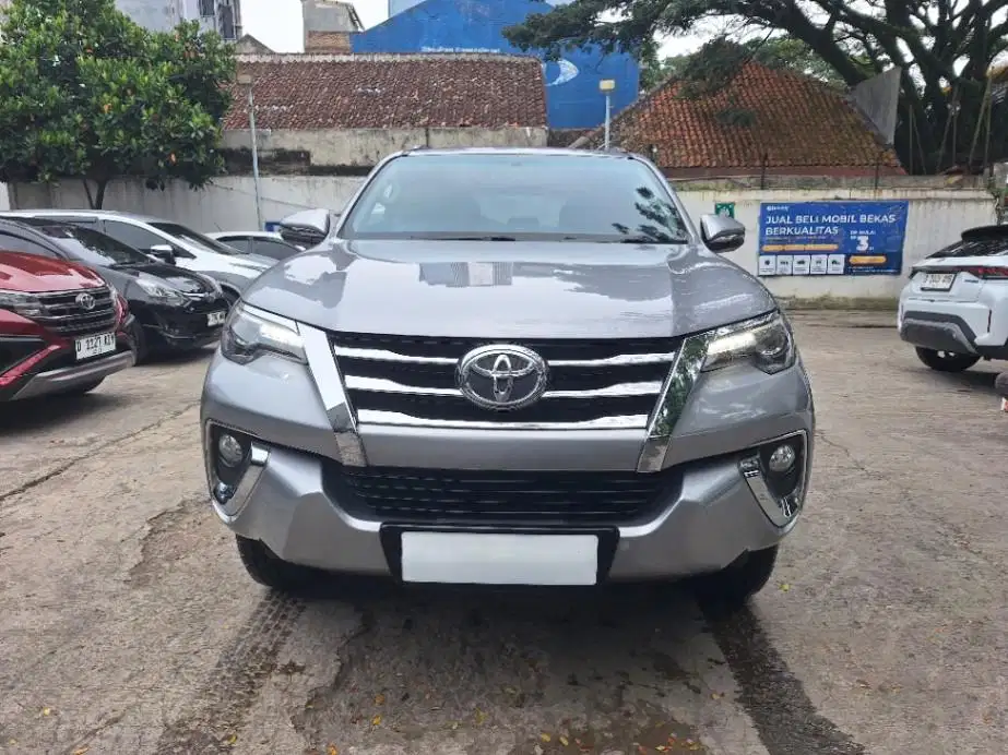 LOW DP Toyota Fortuner 2.4 G Solar-MT 2018 AGM