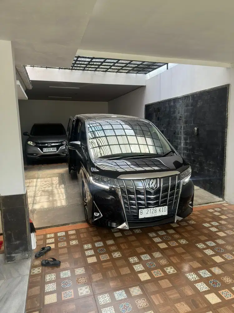 Toyota Alphard 2022 Bensin