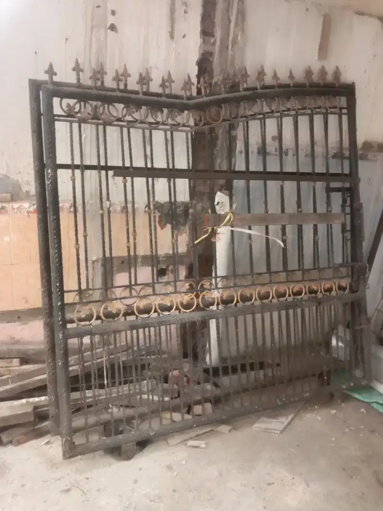 Pagar rumah besi ulir 2 daun