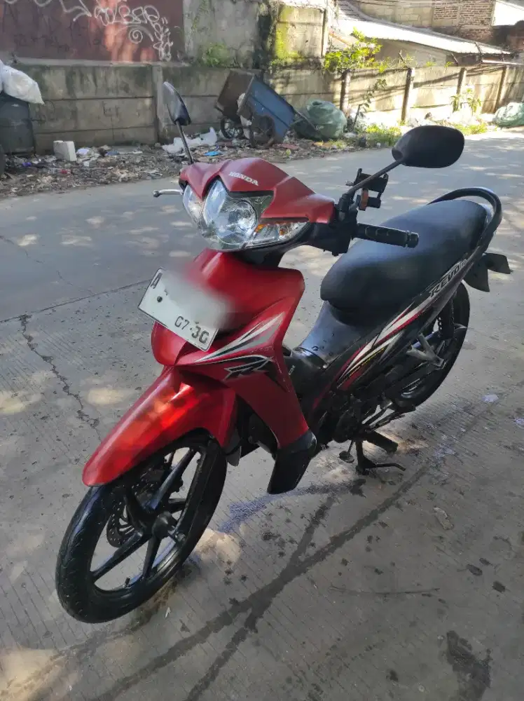 Jual Honda Absolute Revo