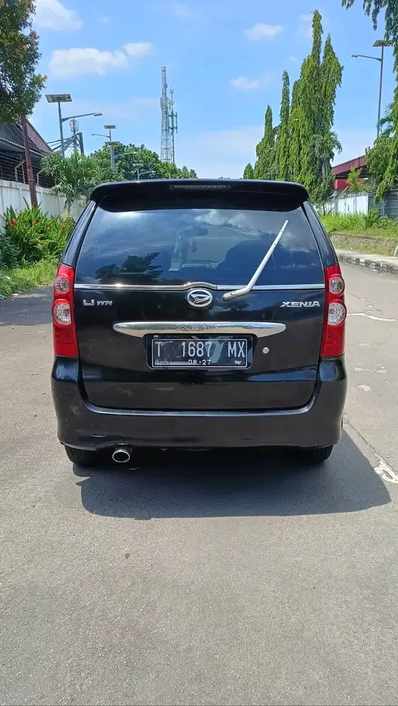 Xenia LI 2009 original pabrik