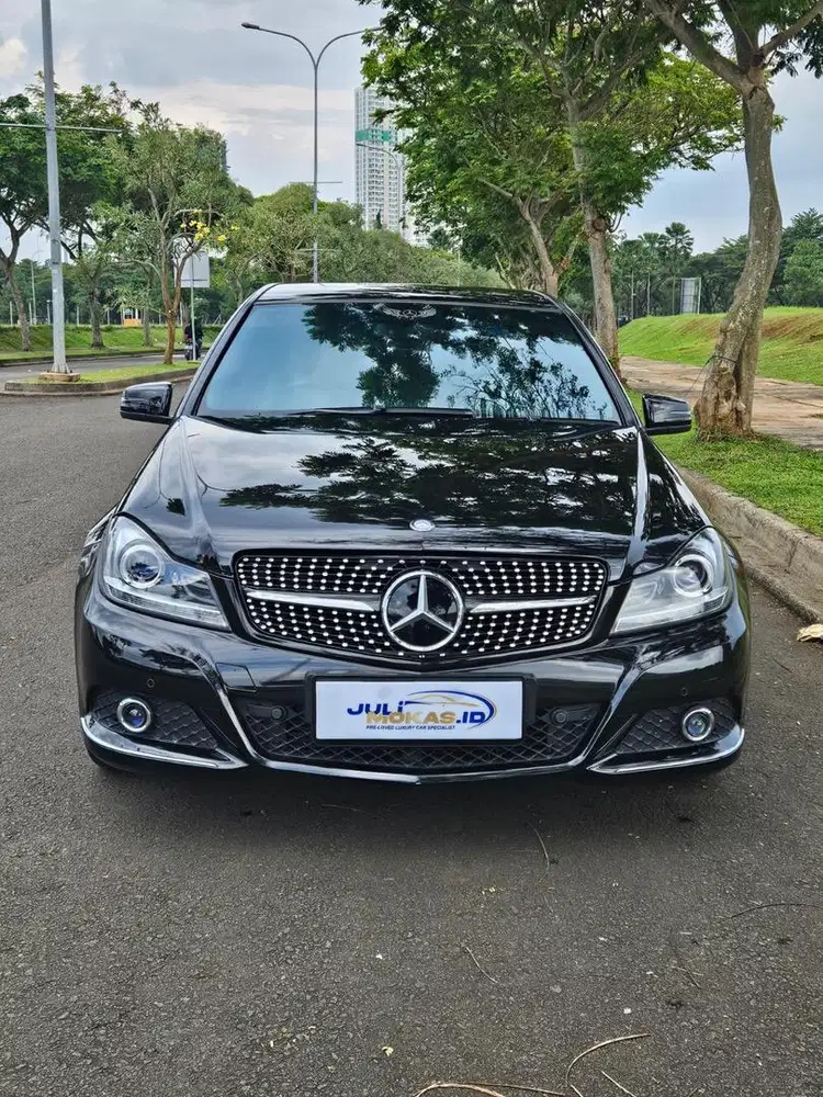 Mercedes Benz C200 CGI AVG 2012