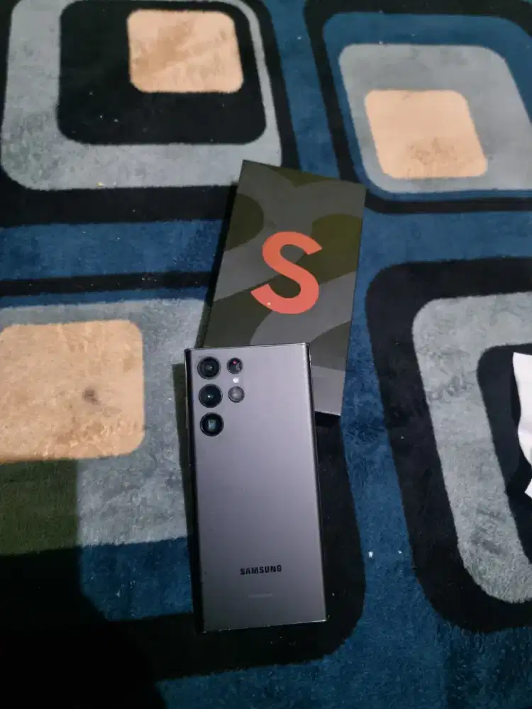 Samsung galaxy s22 ultra 12/512
