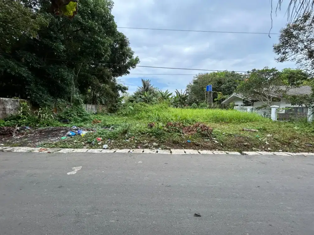 Tanah ukuran 439m² (21x20), SHM, sdh ada IMB. Lokasi: Medan