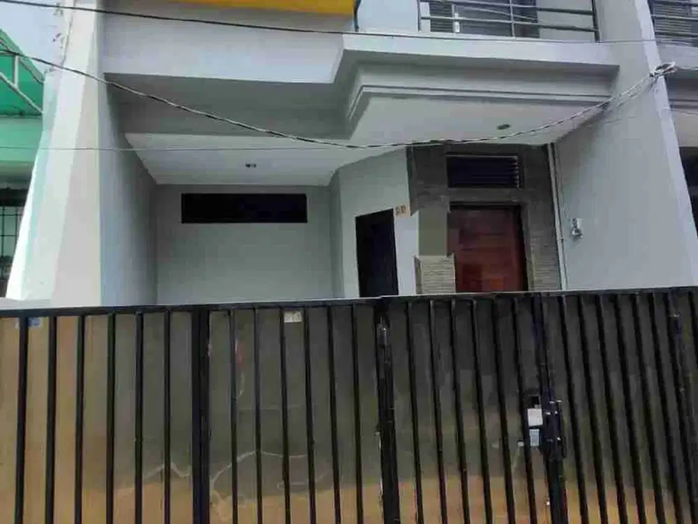Rumah Modern Minimalis di daerah Tanjung Duren, Jakarta Barat.