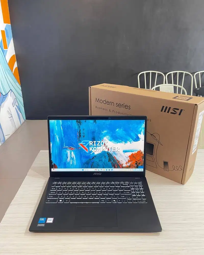 MSI MODERN 15 H C2RMG Intel Core 9 270H RAM 16GB SSD 1TB