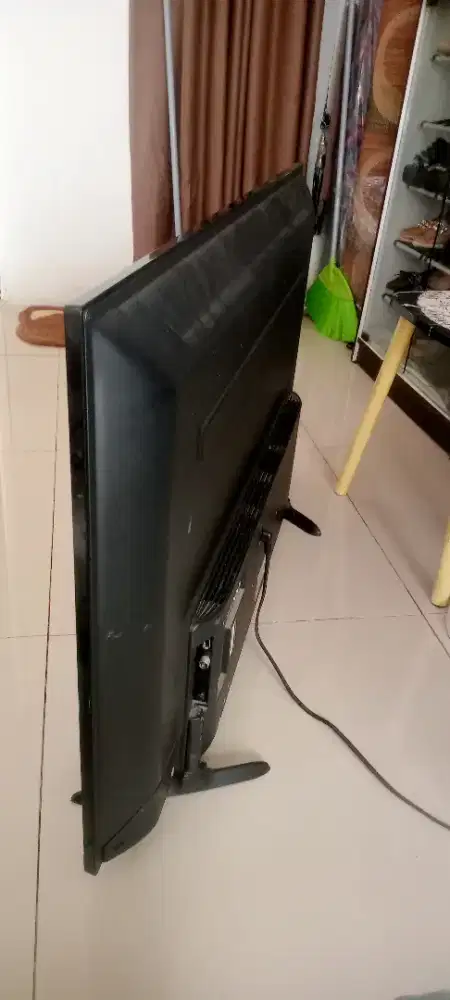 TV LED 43iN Pecah Jual Mesin aj Lok Tanah Abang