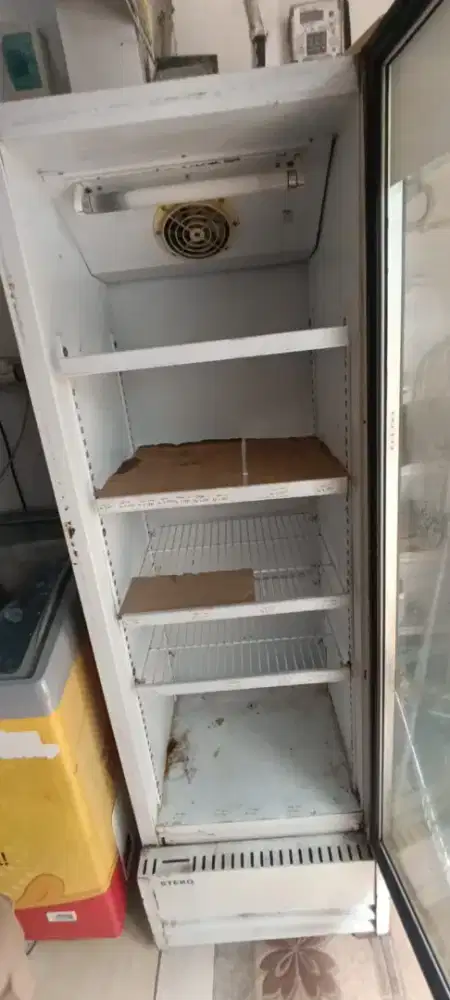 Dijual showcase ukuran 5 susun rak anti bunga es