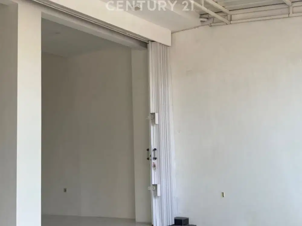 Ruko Bagus Pinggir Jalan Lokasi Strategis Ciracas Jakarta Timur