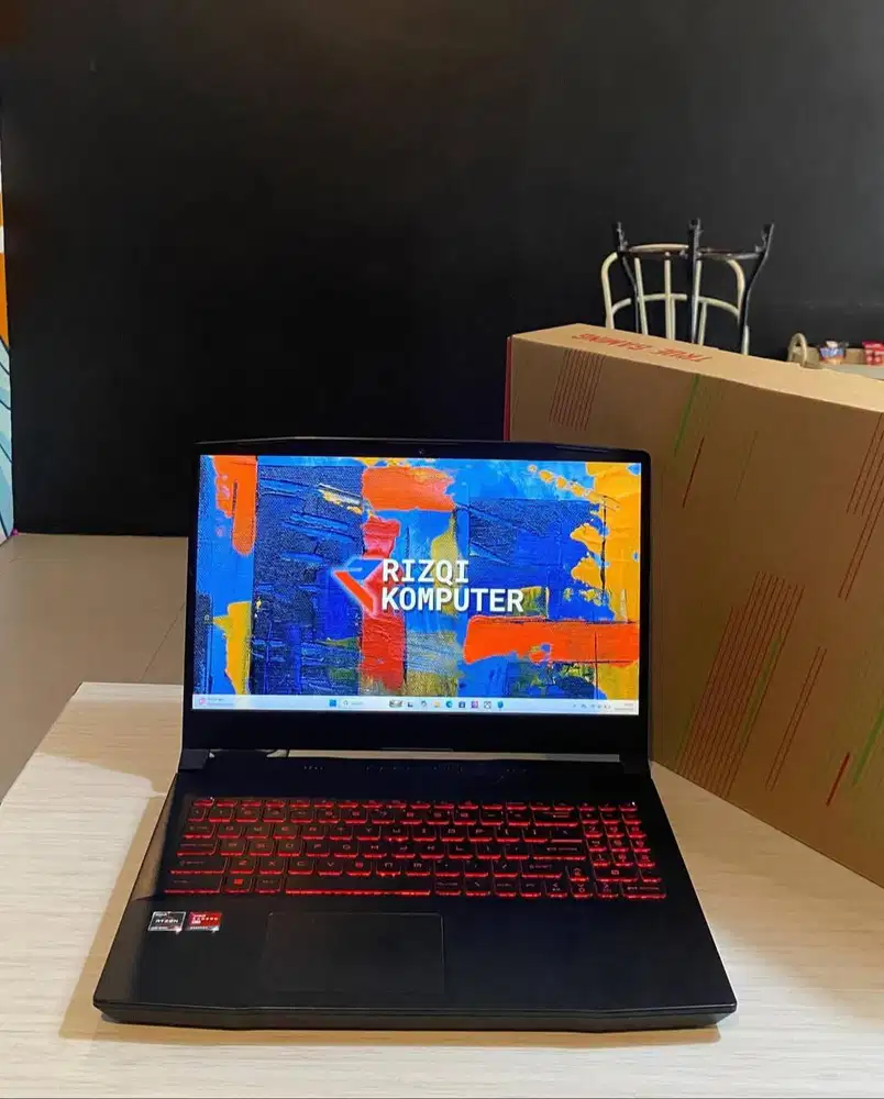 MSI BRAVO 15 B5DD  AMD Ryzen 5 5600H RAM 8GB SSD 512GB