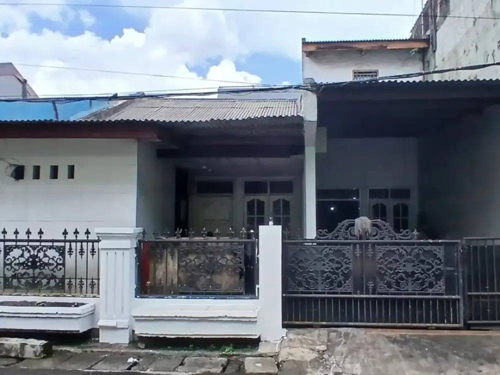 Dijual Rumah Strategis di Perumahan Aneka Elok – Cocok untuk Hunian dan Usaha (004)