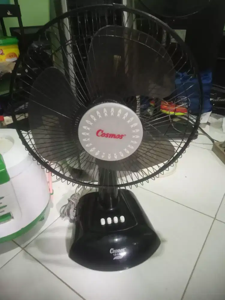 Kipas angin meja 12 inch merk cosmos normal siap pakai nego tipis