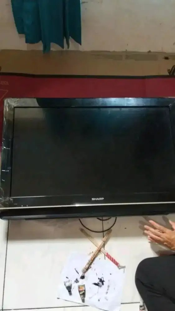 Televisi dan setofbox