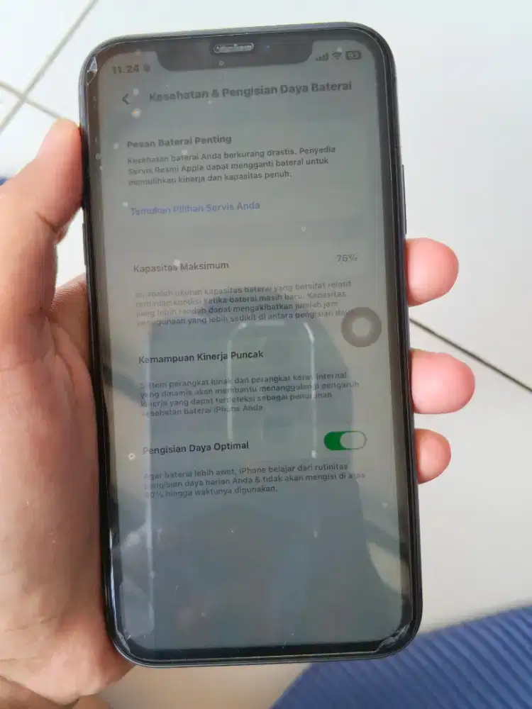 Di jual iPhone 11 64gb