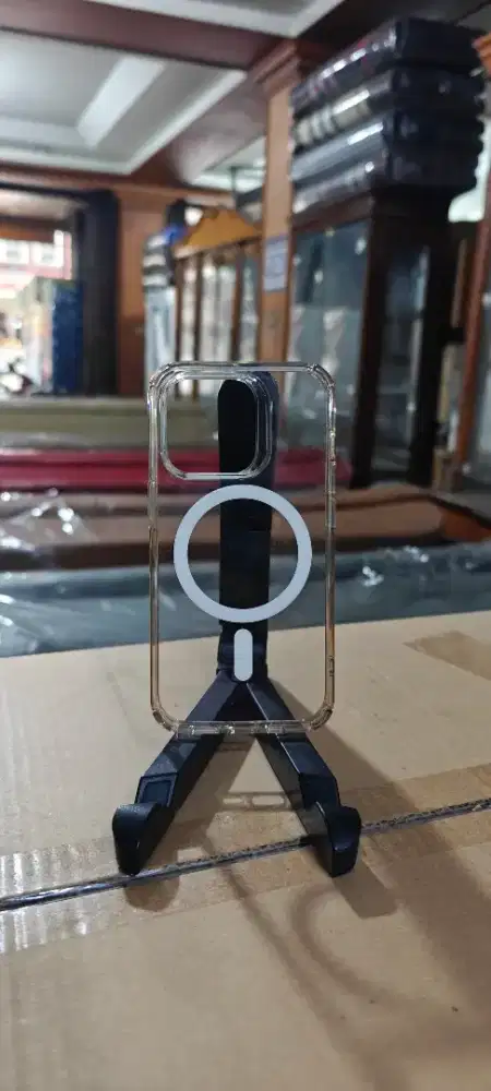 case iphone 14 pro, ESR original, magsafe, magnetic case, preloved