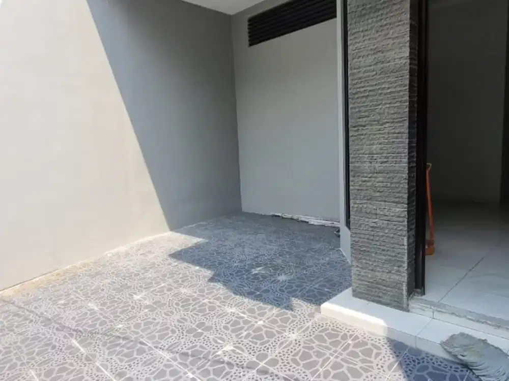 Dijual Rumah Baru 2,5 Lantai Tanjung Duren Lokasi Strategis