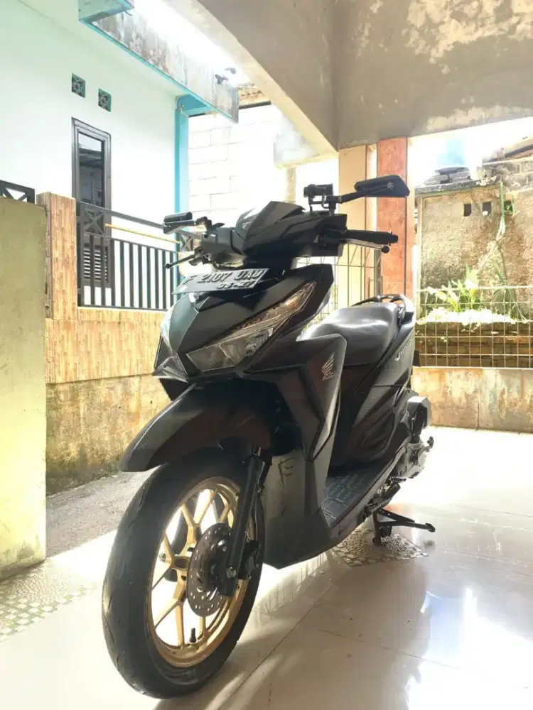 Vario 150 2017 LED Old