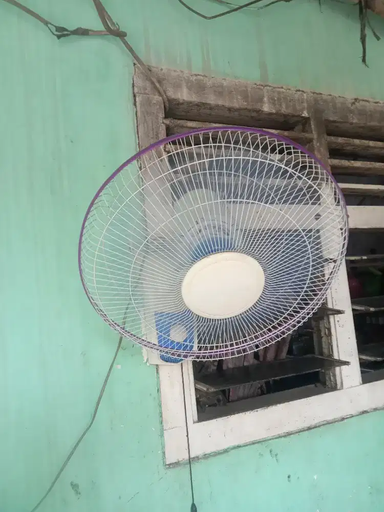 Kipas dinding 16 inch Okayama normal.