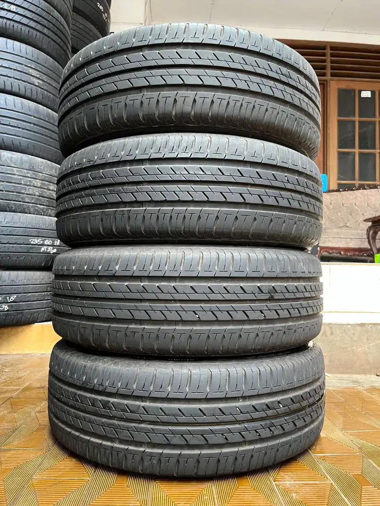Ban Bridgestone Ecopia EP150 205 65 r15 4Pcs