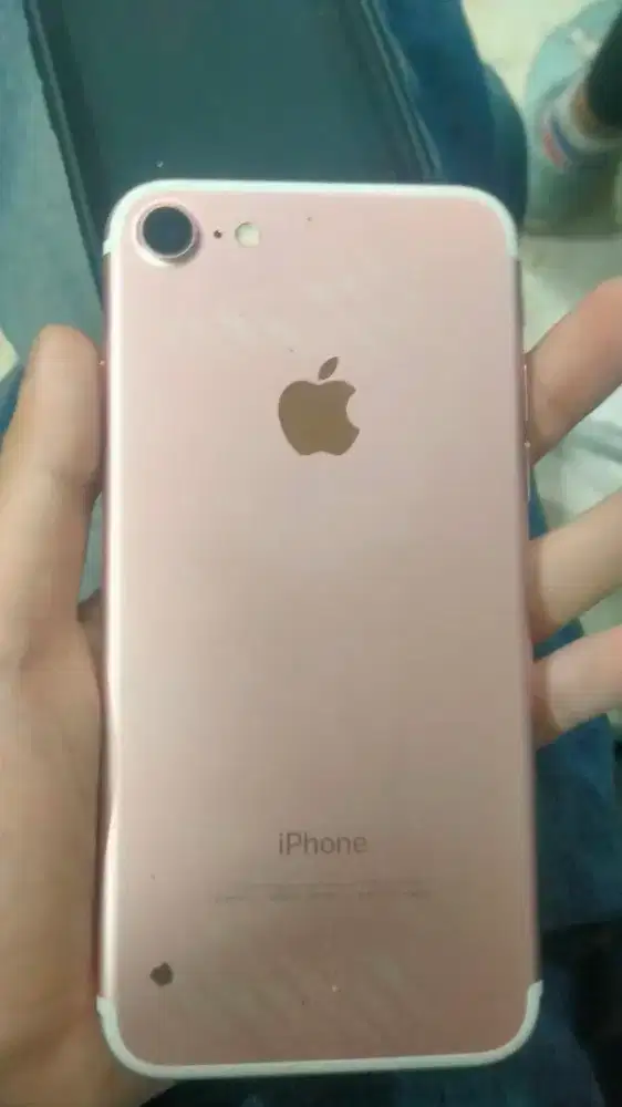 iPhone 7 4/128 second