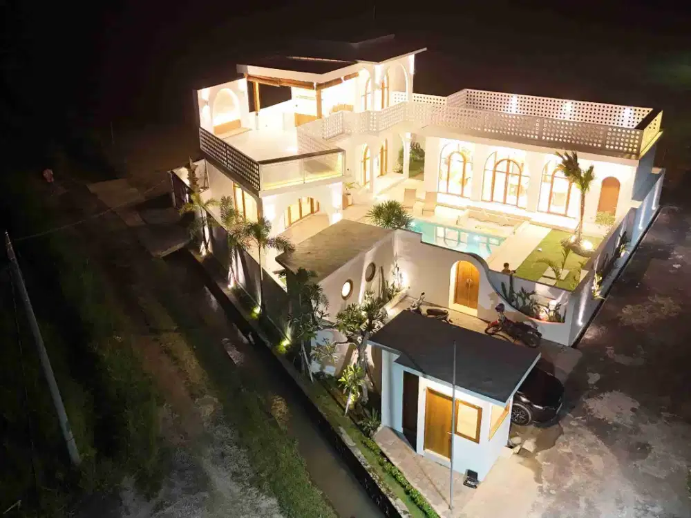 villa modern view pantai dan sawah kelating tabanna bali