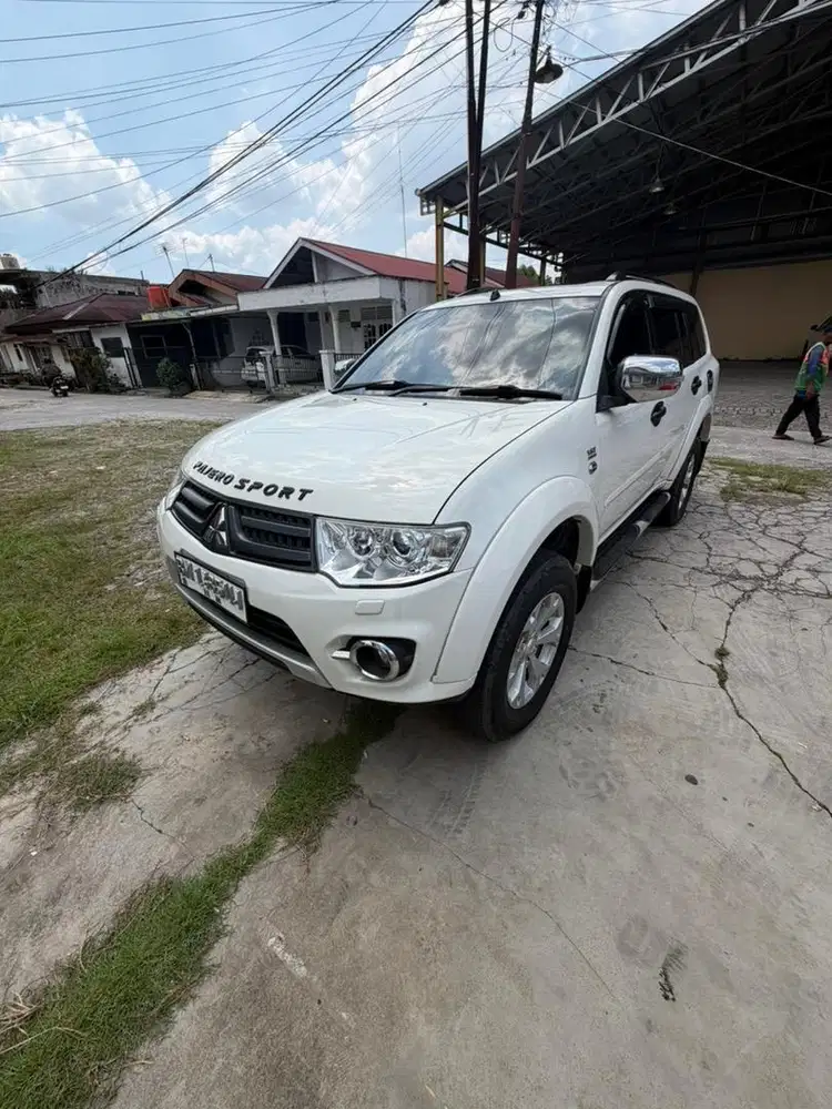 PAJERO DAKAR VGT 2.5 DIESEL 2013 AUTOMATIC