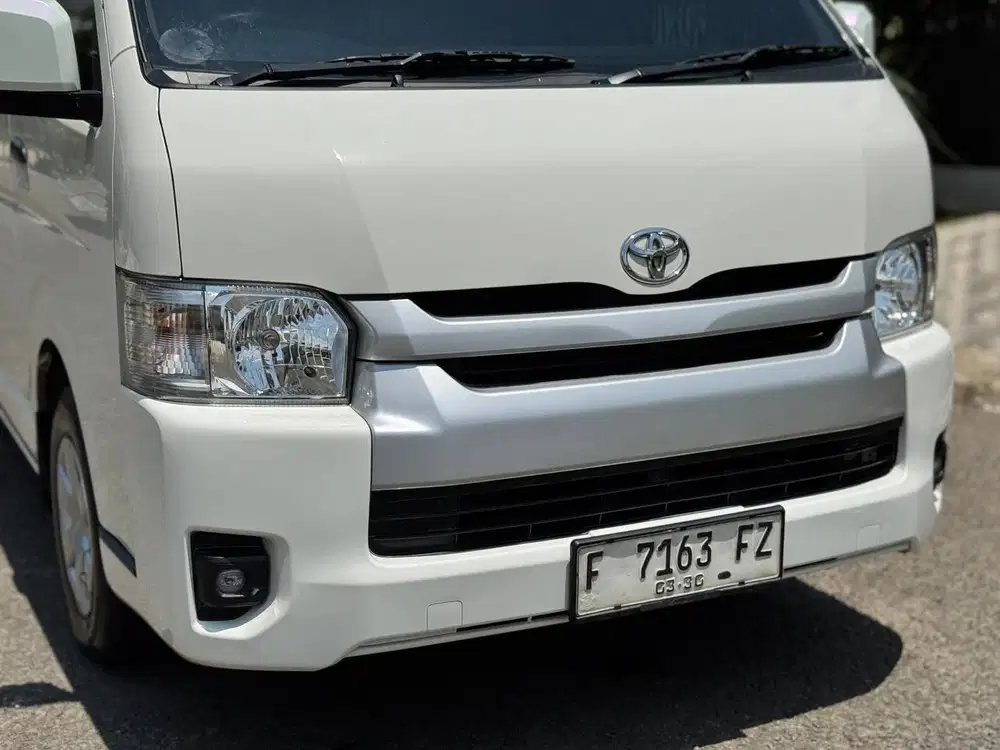 Toyota Hiace 2024 Diesel
