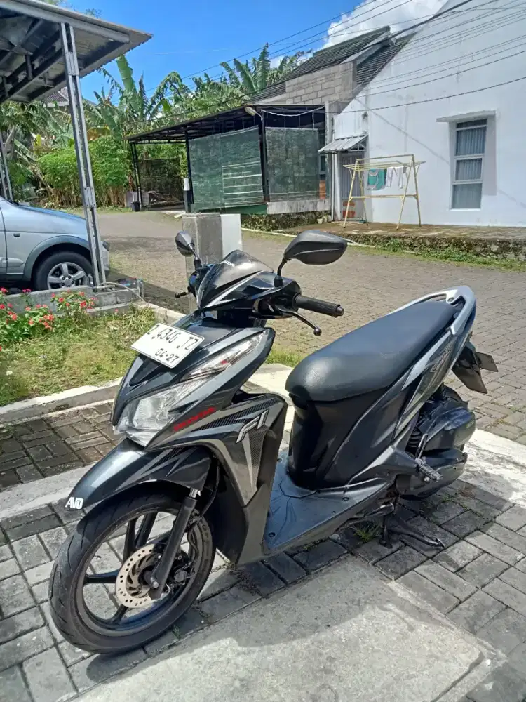 VARIO KZR 125 2012