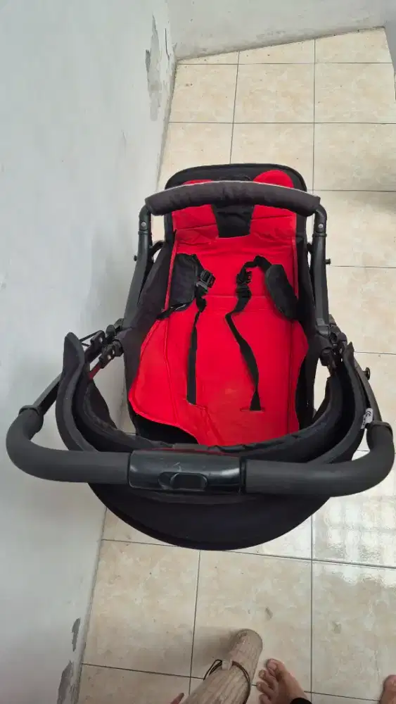 Stroller Bayi hingga balita