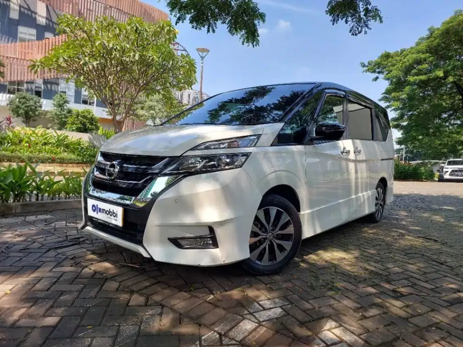 DP 5% Nissan Serena 2.0 Highway Star Bensin-AT 2019 Putih CTIZB