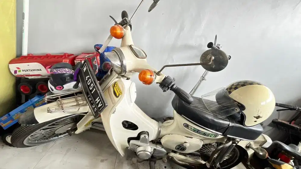 Motor CB C70 Antik Murah