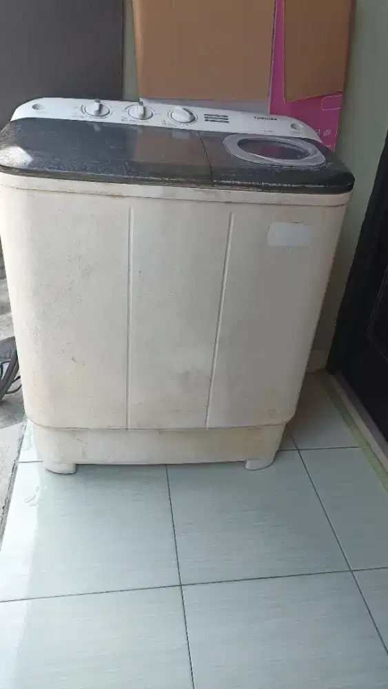 Mesin cuci Toshiba 2 tabung