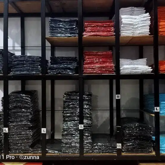 Kaos pria size M L XL ( ada lengan panjang )