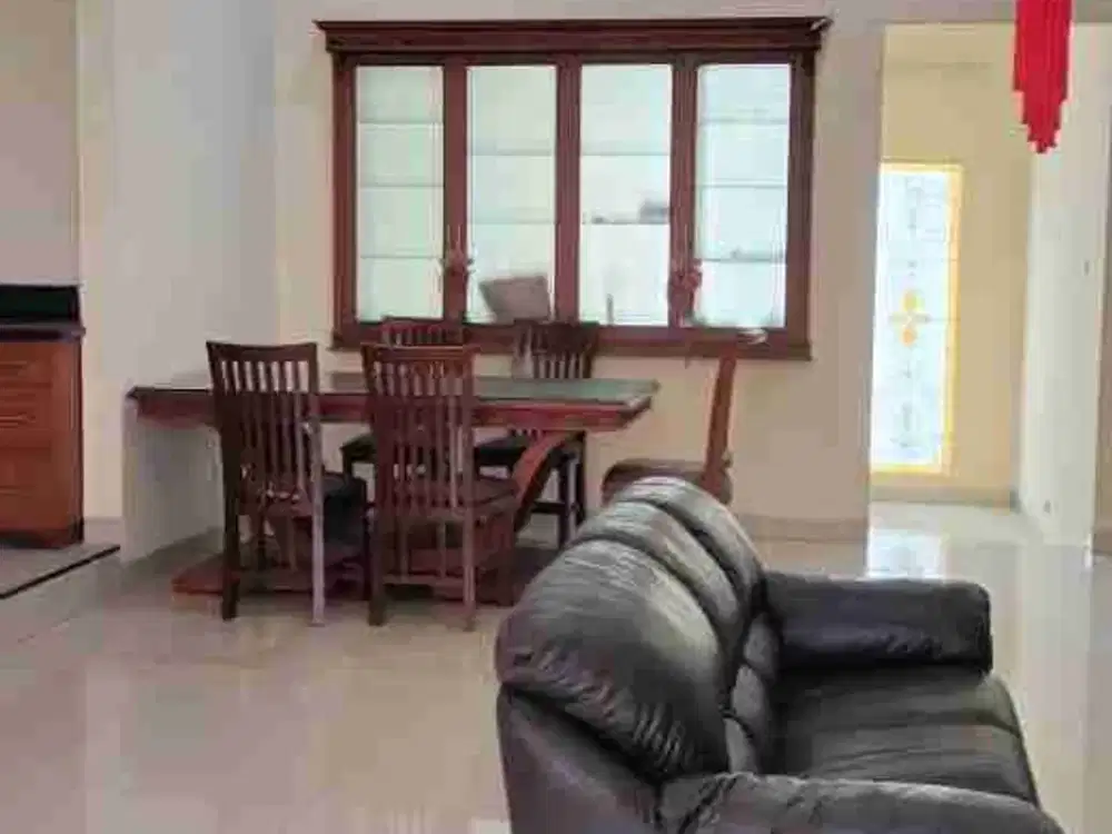 DISEWA RUMAH BGM PIK1 UK.12X25 SEMI FURNISH