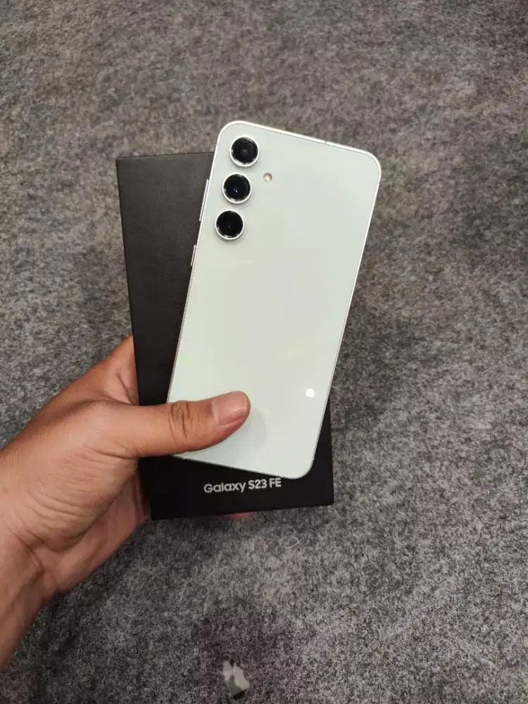 Samsung S23fe 8/256gb Sein