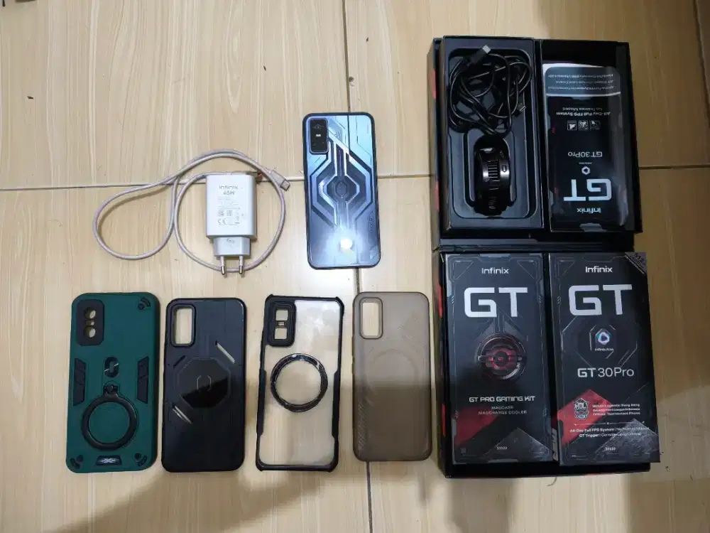Infinix Gt 30 Pro 12/512 Gaming Kit, Mulus masih Garansi
