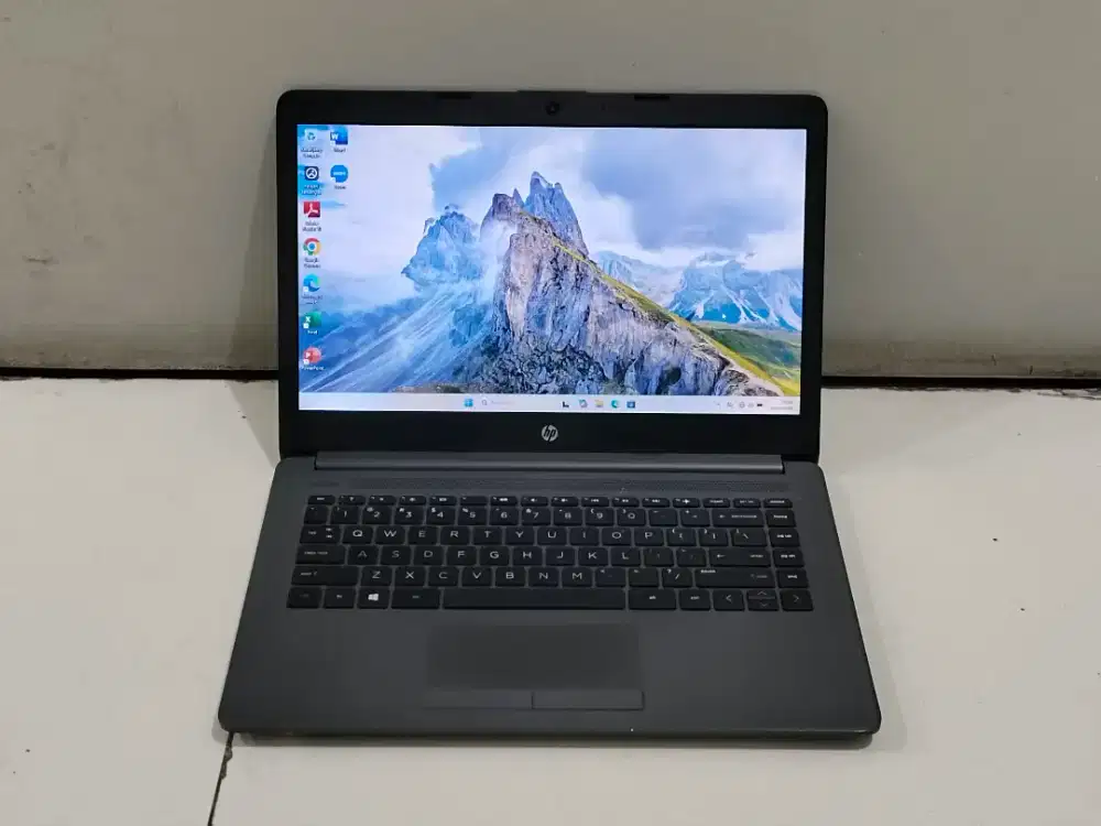 Laptop hp 245-g7 amd Athlon silver 3050u ram 8 gb ssd 256 gb