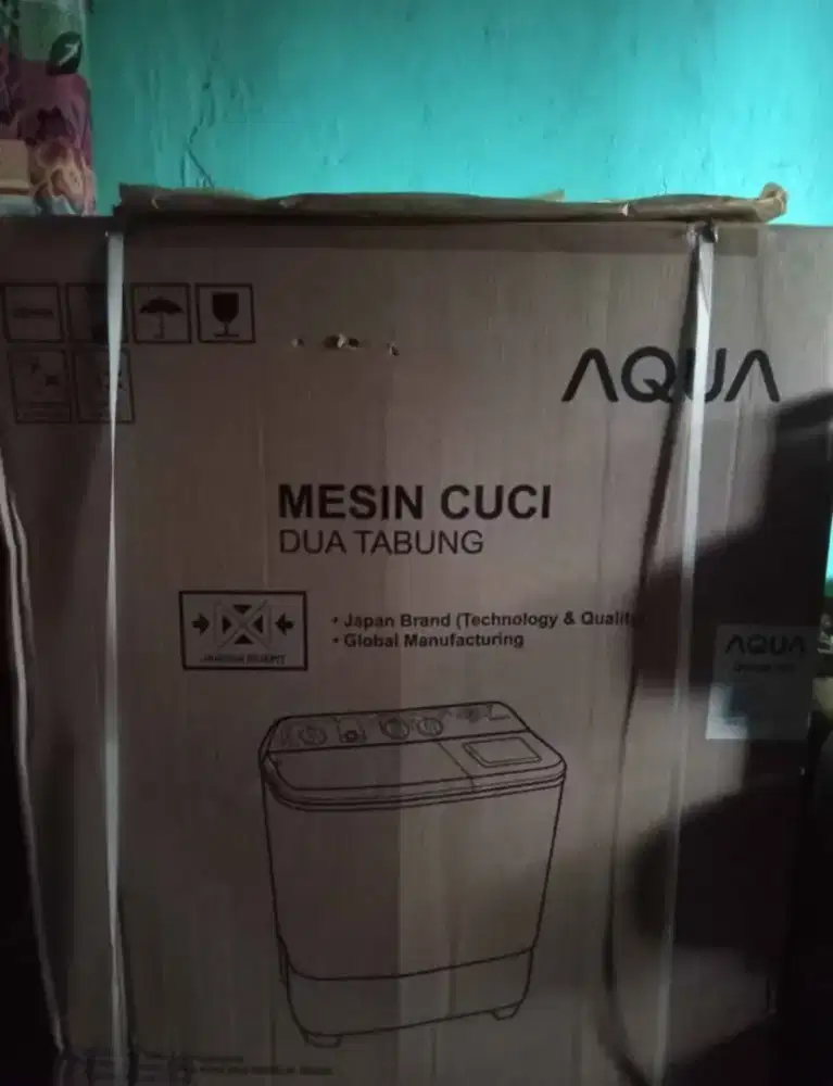 Mesin Cuci 2 tabung Aqua 8kg Baru