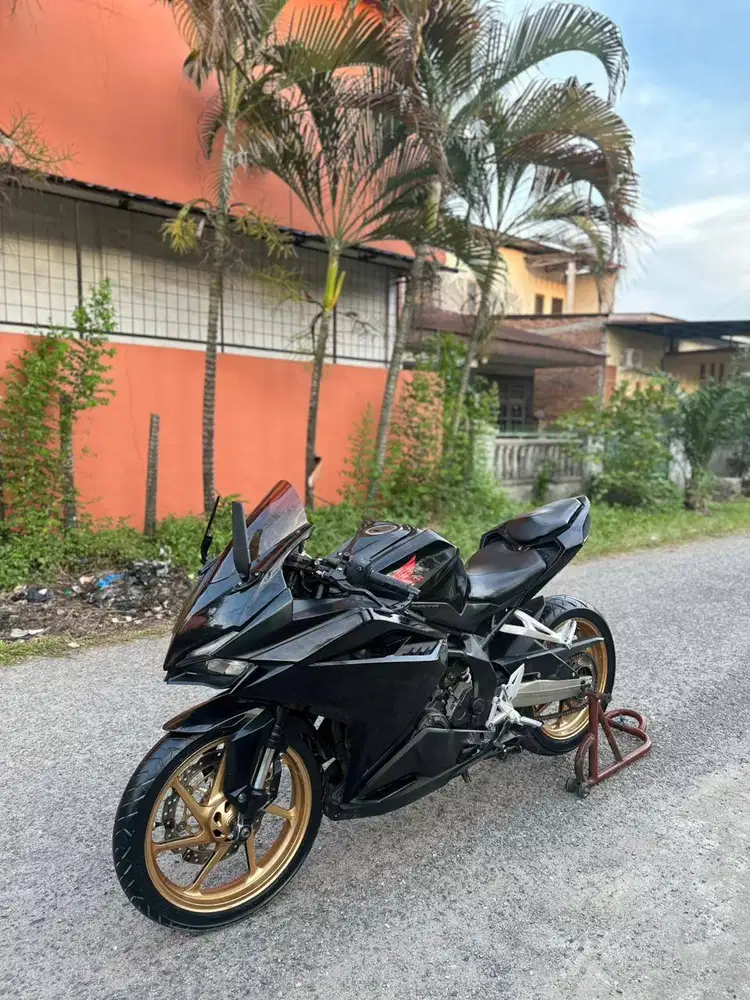 Honda CBR 250 RR Tahun 2018