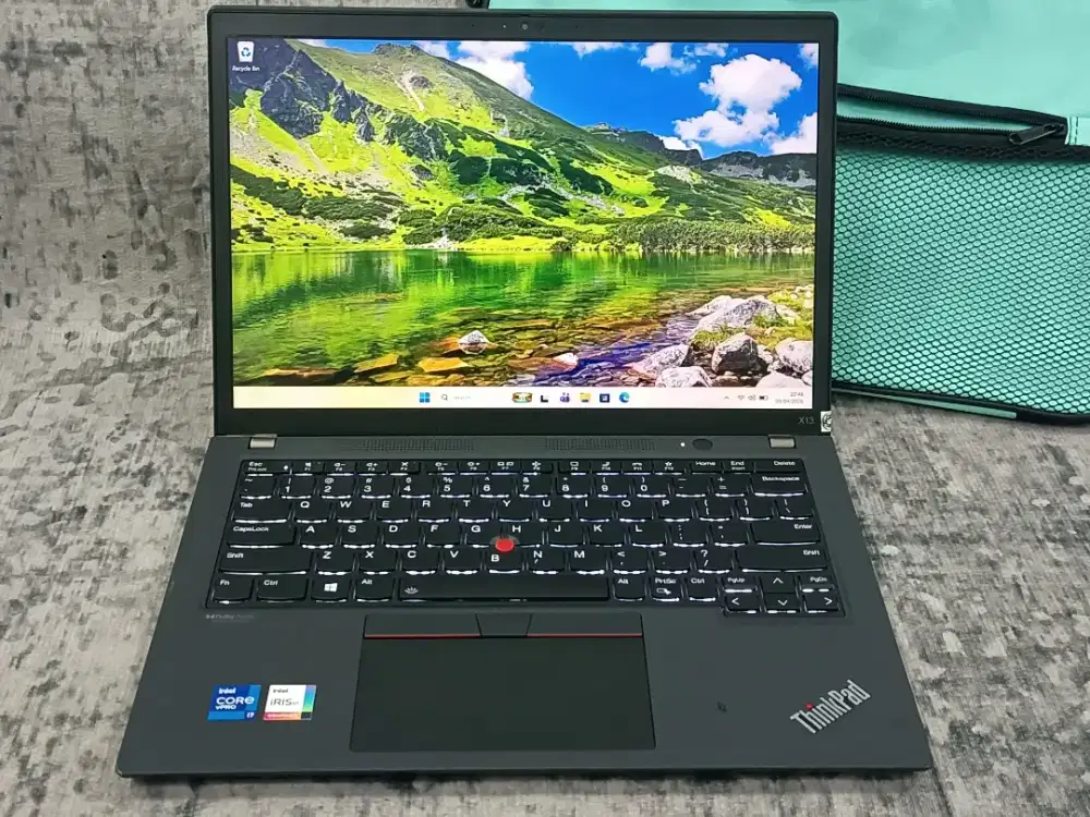 Lenovo ThinkPad X13 Core i7-1185G7 16GB 512GB TouchScreen Like New